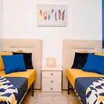 Victoria Playa Apartment